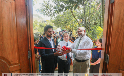 The Opening of “Ālambana” Photography Exhibition for the Eighth Time